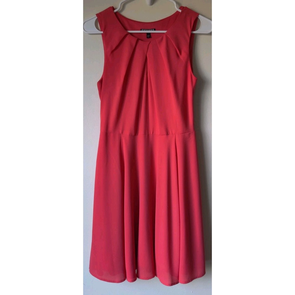 EXPRESS Dress Coral Peach Fit Flare Sleeveless Pleated Keyhole Sz 4‎ Side Zipper